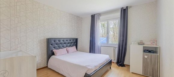 5 bedrooms House in Nazelles-Negron, France No. 306414 5