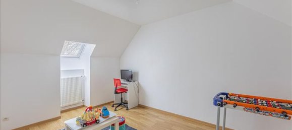 5 bedrooms House in Nazelles-Negron, France No. 306414 7