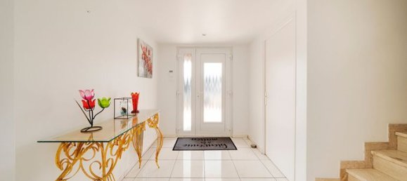 3 bedrooms House in Champigneulles, France No. 310798 14