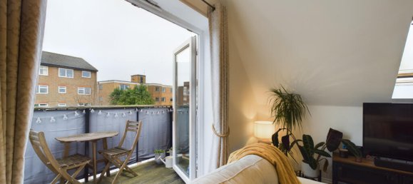 2 bedrooms Apartment in Beckenham, United Kingdom No. 915 5