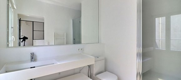 1 bedroom Apartment in Paris, France No. 183479 10