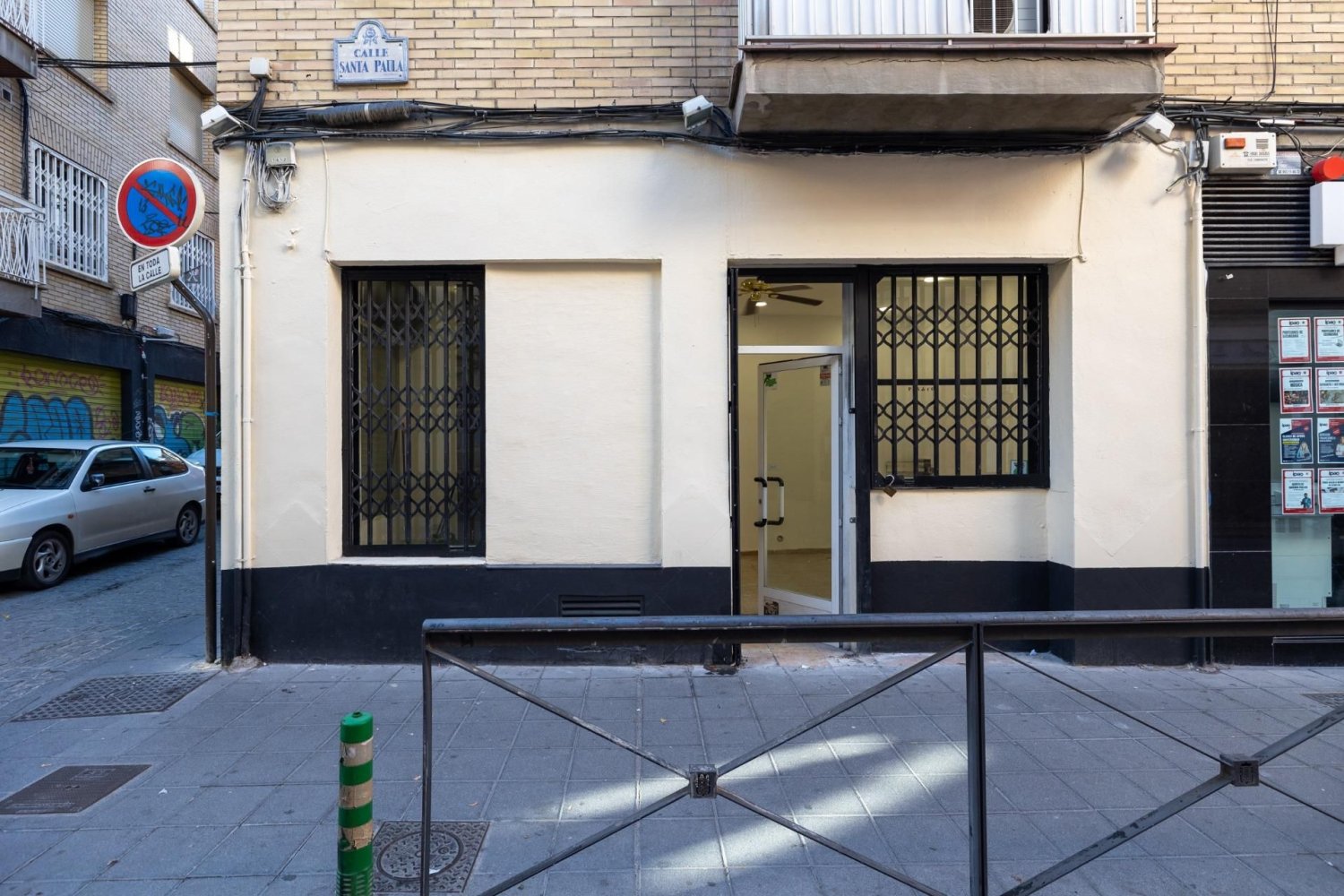 Propriété commerciale à Granada, Spain 52m² No. 275023