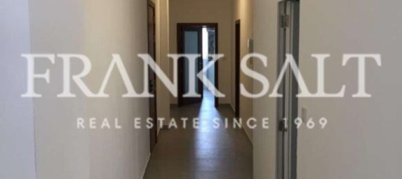 2 Schlafzimmer Wohnung in Saint Julian's, Malta, Nr. 8927 9