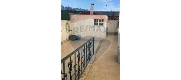 5 Schlafzimmer Haus in Amadora, Portugal, Nr. 28199 4