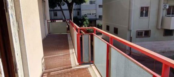 5 rooms Apartment in Taranto, Italy No. 172351 6