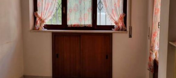 5 rooms Apartment in Taranto, Italy No. 172351 8