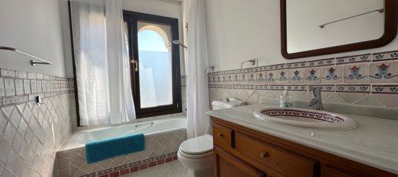 Casa de 5 dormitorios en Marbella, Spain No. 45951 16