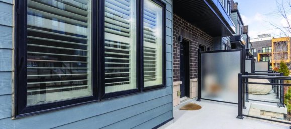 4 bedrooms House in Mississauga, Canada No. 899 7