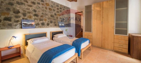 3 bedrooms Villa in Lipari, Italy No. 261971 14