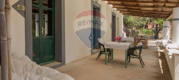 3 bedrooms Villa in Lipari, Italy No. 261971 7