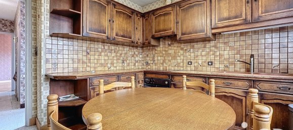 2 bedrooms Villa in Auxerre, France No. 258347 10