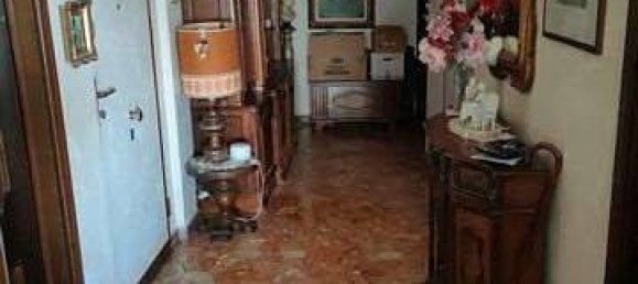 3 bedrooms Apartment in Cardano al Campo, Italy No. 266101 6