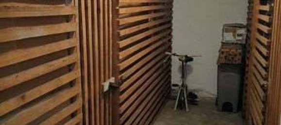 3 bedrooms Apartment in Cardano al Campo, Italy No. 266101 2