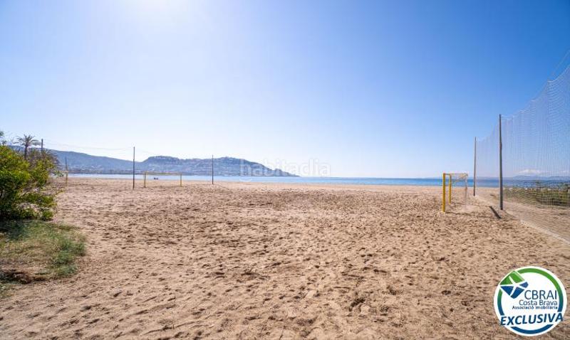 Квартира с 2 спальнями в Розы, Испания № 237187