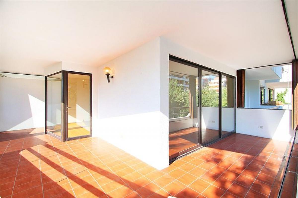 3 bedrooms Apartment in Santiago, Chile No. 5584