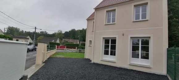 3 chambres Maison à Mogneville, France No. 238139 9