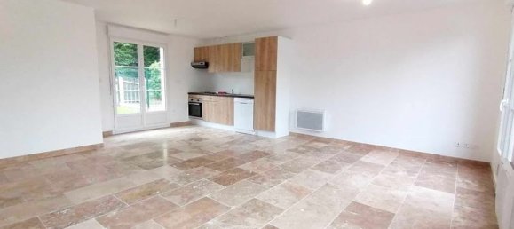 3 chambres Maison à Mogneville, France No. 238139 2