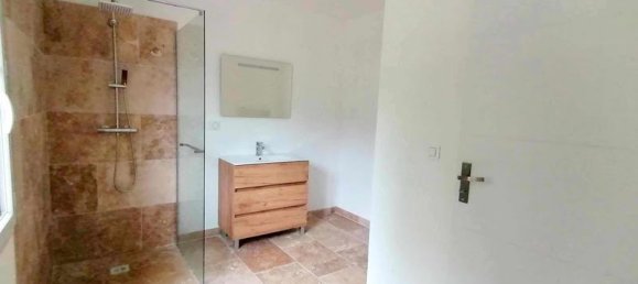 3 chambres Maison à Mogneville, France No. 238139 3