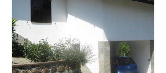 3 bedrooms Villa in Casaleggio Boiro, Italy No. 254100 7