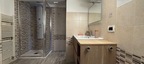 2 rooms Penthouse in Turin, Italy No. 276025 16