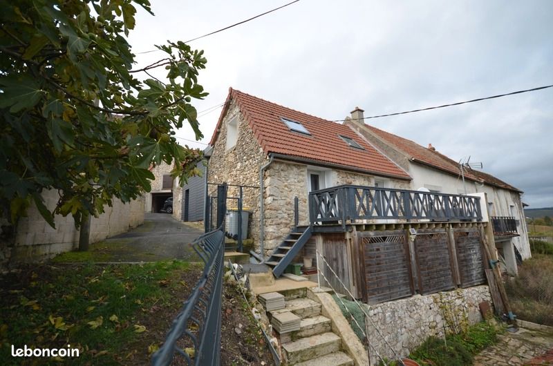 Casa de 4 dormitorios en Trelou-sur-Marne, France No. 257874