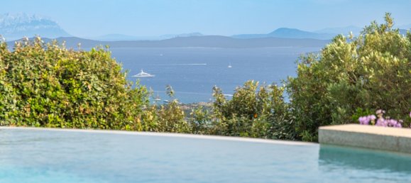 6 bedrooms Villa in Arzachena, Italy No. 60267 5