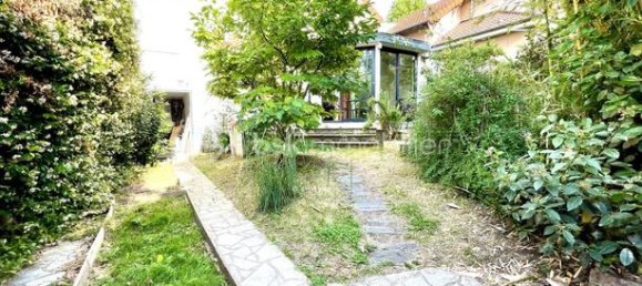 4 bedrooms House in Yonne, France No. 363532 2