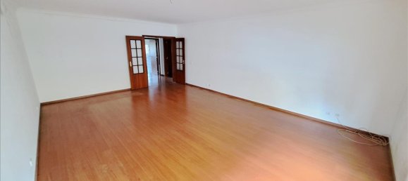 4 bedrooms Apartment in Barreiro, Portugal No. 92237 4