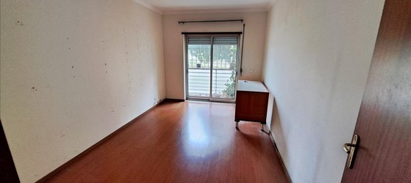 4 bedrooms Apartment in Barreiro, Portugal No. 92237 9