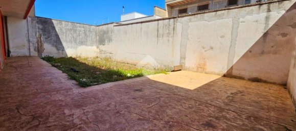 3-salle Maison à Leverano, Italy No. 293080 32