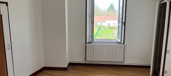 Casa de 4 dormitorios en Saint-Hilaire-Saint-Mesmin, France No. 78636 2