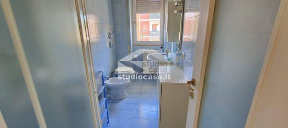 Apartamento de 2 dormitorios en Crema, Italy No. 351926 15