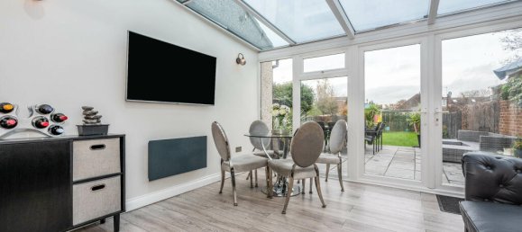 4 bedrooms House in Dartford, United Kingdom No. 10527 10