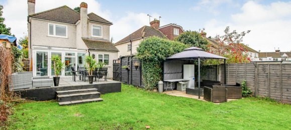 4 bedrooms House in Dartford, United Kingdom No. 10527 20