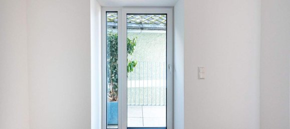 2 rooms Apartment in Gmunden, Austria No. 147665 4