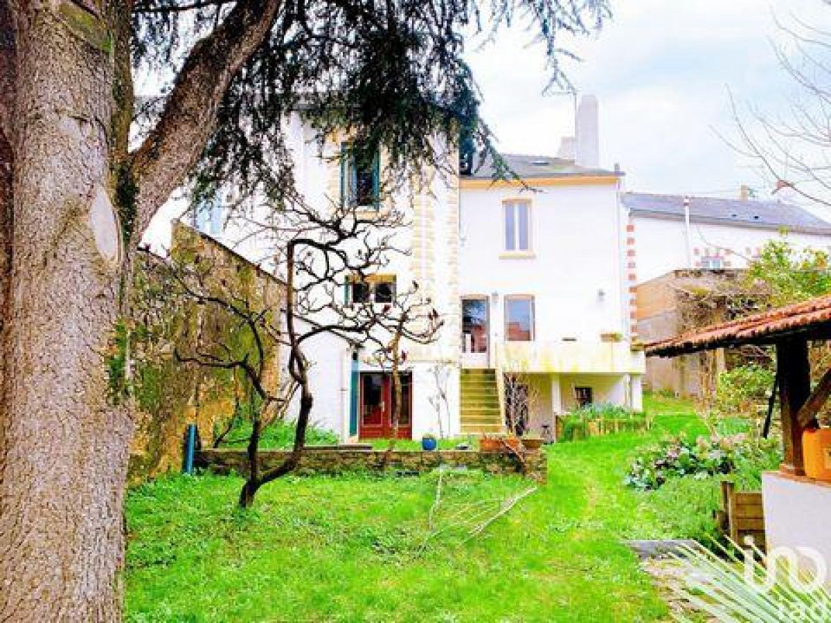 5 bedrooms House in La Montagne, France No. 9881