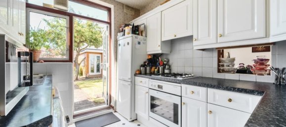 4 chambres Maison à London, United Kingdom No. 13418 6