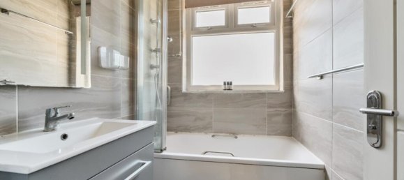 4 chambres Maison à London, United Kingdom No. 13418 10