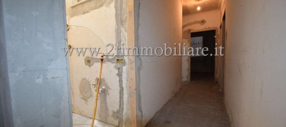 7 rooms Apartment in Mazara del Vallo, Italy No. 130397 4