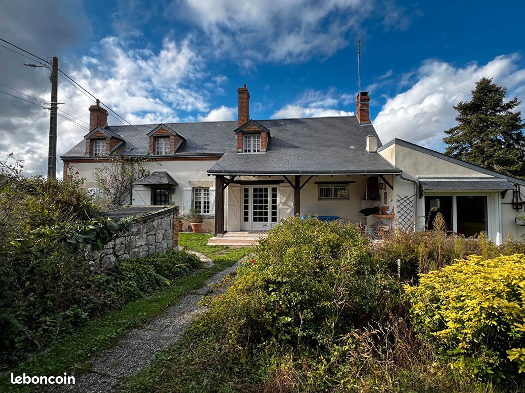 3 bedrooms House in Chateauneuf-sur-Loire, France No. 222163