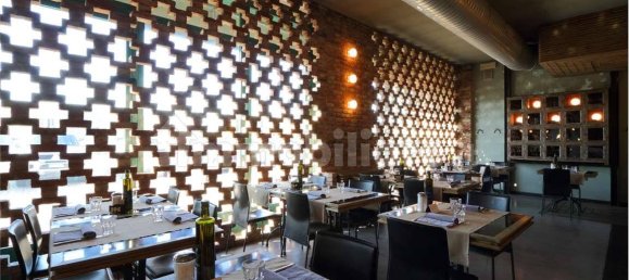 Коммерческая недвижимость с 5 комнатами в Марьяно Коменсе, Италия № 312652 32