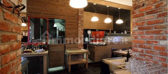 Коммерческая недвижимость с 5 комнатами в Марьяно Коменсе, Италия № 312652 42