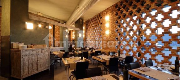 Коммерческая недвижимость с 5 комнатами в Марьяно Коменсе, Италия № 312652 44