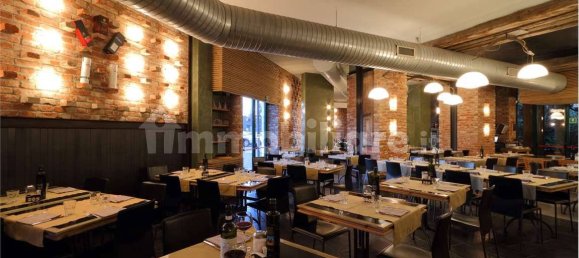 Коммерческая недвижимость с 5 комнатами в Марьяно Коменсе, Италия № 312652 43