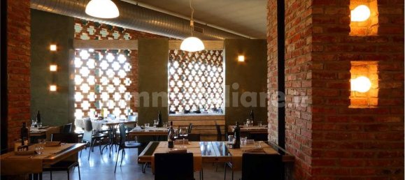 Коммерческая недвижимость с 5 комнатами в Марьяно Коменсе, Италия № 312652 28