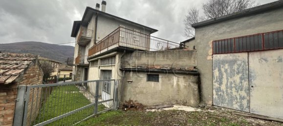 5 bedrooms Apartment in Città di Castello, Italy No. 153234 31