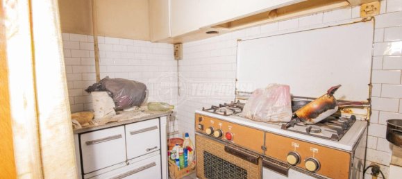 Дом с 3 комнатами в Чезена, Италия № 128436 29