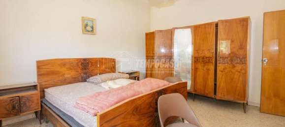 Дом с 3 комнатами в Чезена, Италия № 128436 23