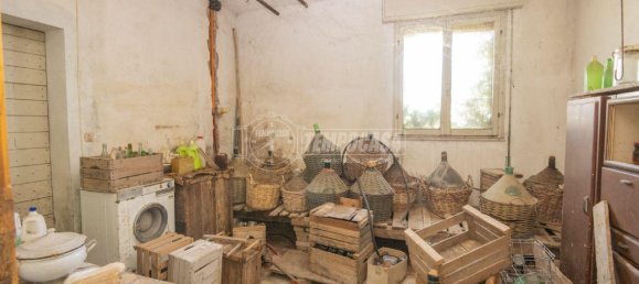 Дом с 3 комнатами в Чезена, Италия № 128436 34