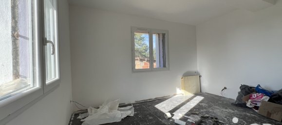 2 Schlafzimmer Haus in Haute-Rivoire, France, Nr. 275976 9